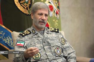 دیدار فرمانده کل سپاه با فرمانده کل ارتش