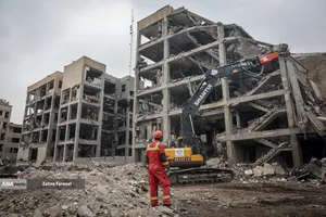 آثار تجاوز هوایی آمریکایی _ صهیونیستی به اماکن مسکونی