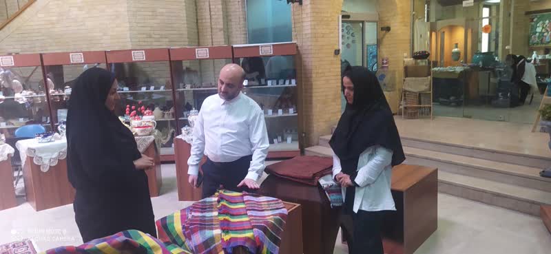 مشاغل خانگی؛ پیشران اقتصاد خانواده‌محور و توسعه پایدار
