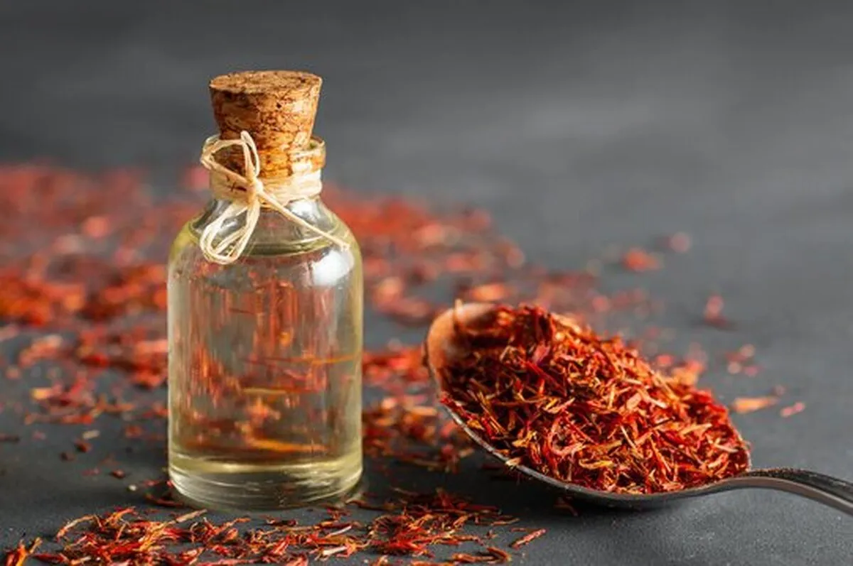 تولید عصاره و مواد مؤثره گیاهی از زعفران با فناوری نانو