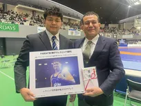 مربی ایرانی پدر نمونه کشتی ژاپن شد/ نبرد جذاب قهرمانان جهان را کشتی‌گیر وزنِ پایین برد!