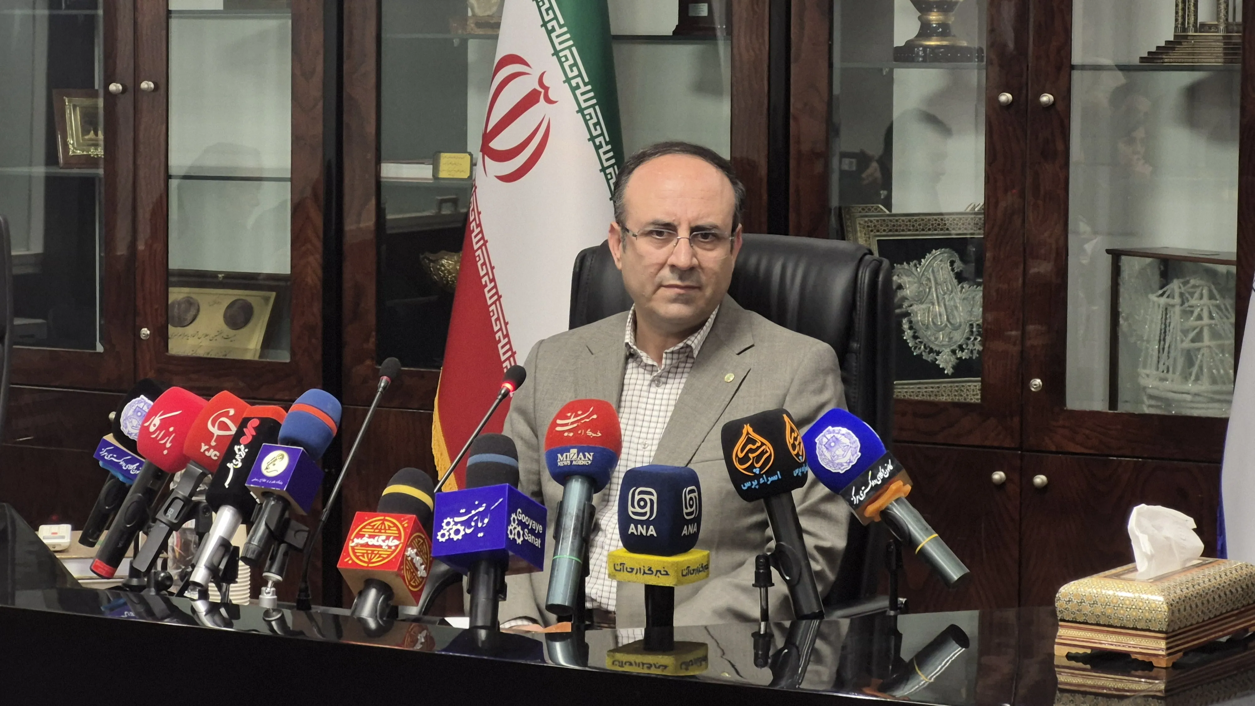 شاه محمدی رئیس کانون وکلا