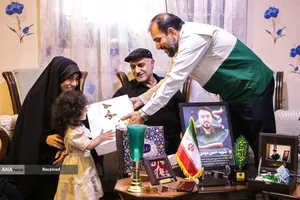 دیدار خادمیاران و یاوران رضوی با خانواده شهید حسن مهدی پور