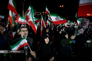 اجتماع مردمی در حمایت از رزمندگان اسلام - میدان صنعت
