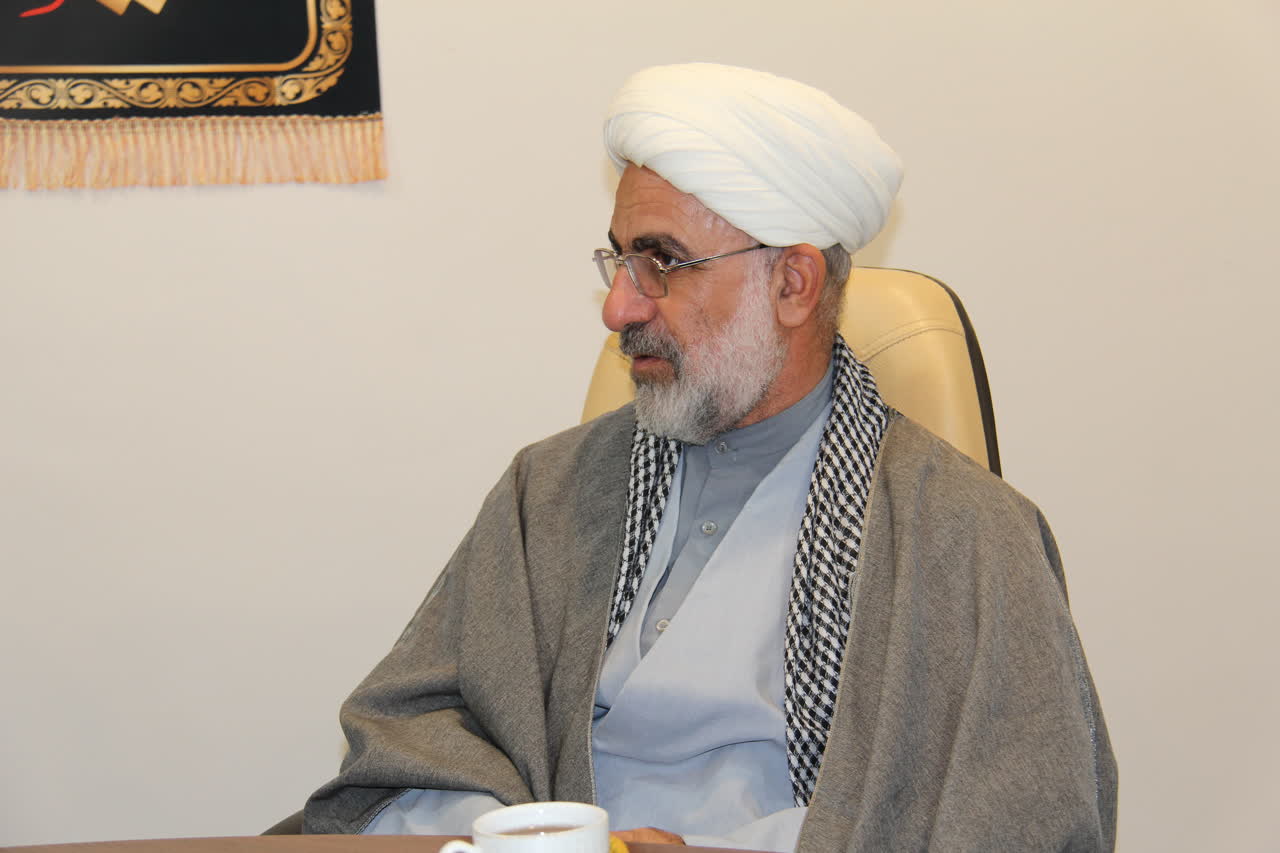 ارائه پیشنهاد همکاری دانشگاه آزاد و ستاد توسعه و بازسازی عتبات عالیات برای تدوین بروشور نیازمندی‌ها