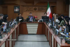 رضا فرهادزاده مدیرکل دفتر طرح&zwnj;ریزی و پایش طرح&zwnj;های مسکن وزارت راه و شهرسازی 