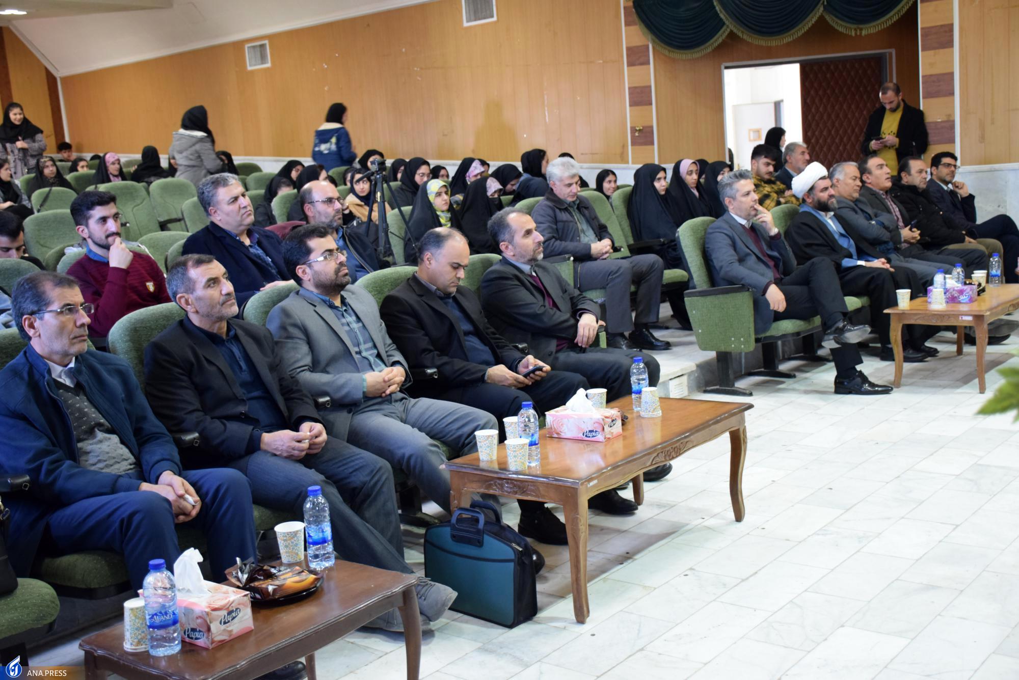 نشست انتخاباتی در دانشگاه آزاد خوی