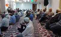 تجلی مکارم اخلاق در سایه‌سار وحی/  تبیین سیره امام کاظم (ع) در محافل «انس و معرفت» حجاج
