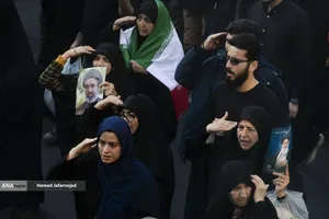 تشییع پیکر شهیدان لاریجانی، سلیمانی و شهدای ناو دنا نیروی دریایی ارتش