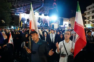 جشن ولادت حضرت زینب (س) در میدان انقلاب