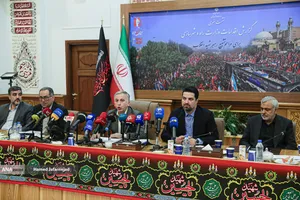 نشست اقدامات وزارت راه و شهرسازی برای مراسم تشییع رهبر شهید انقلاب