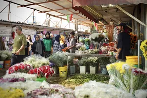 بازار گل محلاتی