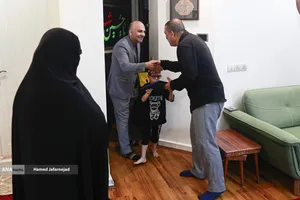 دیدار با خانواده نخبه شهید علی حیدرزاده