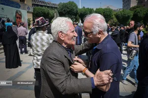 مراسم تشییع پیکر &laquo;بهروز رضوی&raquo; 