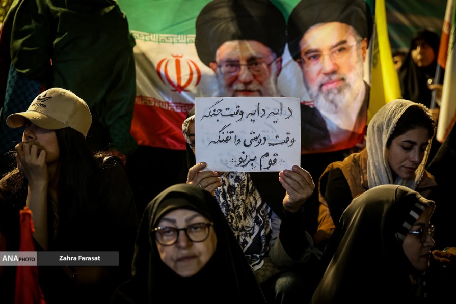 حضور بانوان در تجمع‌های مردمی؛ یک معجزه اجتماعی و فرصتی برای تولید دانش