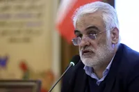 رئیس دانشگاه آزاد اسلامی: مدارک تحصیلی دانشگاه آزاد اسلامی هوشمند شده و امکان جعل آنها وجود ندارد