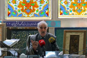 استاد صفر سامی استاد برجسته و درجه یک هنری خاتم کاری ایران