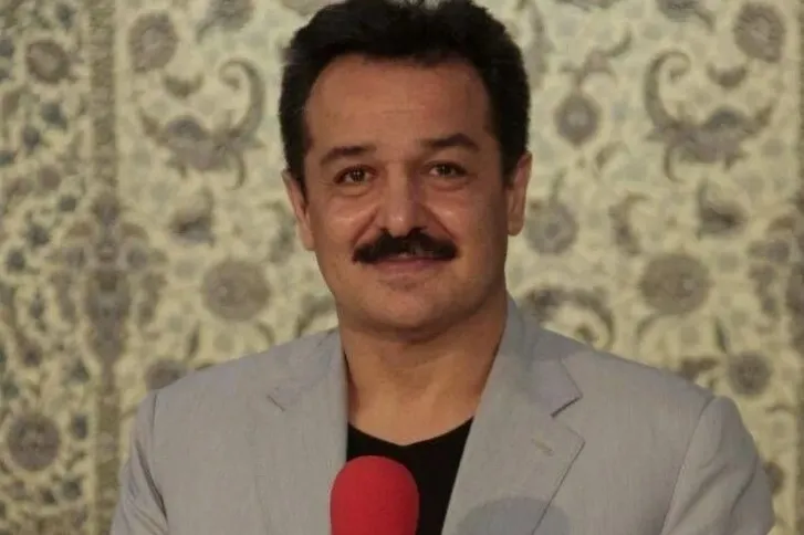 ی