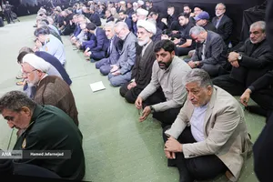 مراسم چهلم &laquo;رهبر شهید انقلاب&raquo; در تهران