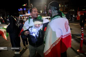 اجتماع مردمی در حمایت از رزمندگان اسلام