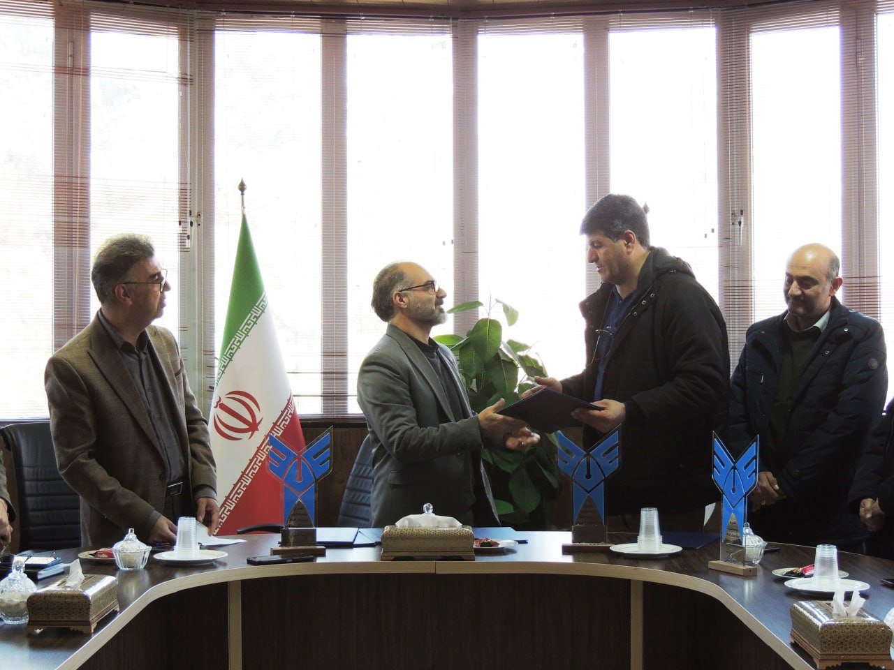 درخشش دانشگاه آزاد دهاقان در عرصه پژوهش؛ برترین‌های پژوهشی معرفی شدند