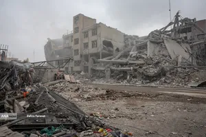 آثار تجاوز هوایی آمریکایی _ صهیونیستی به اماکن مسکونی