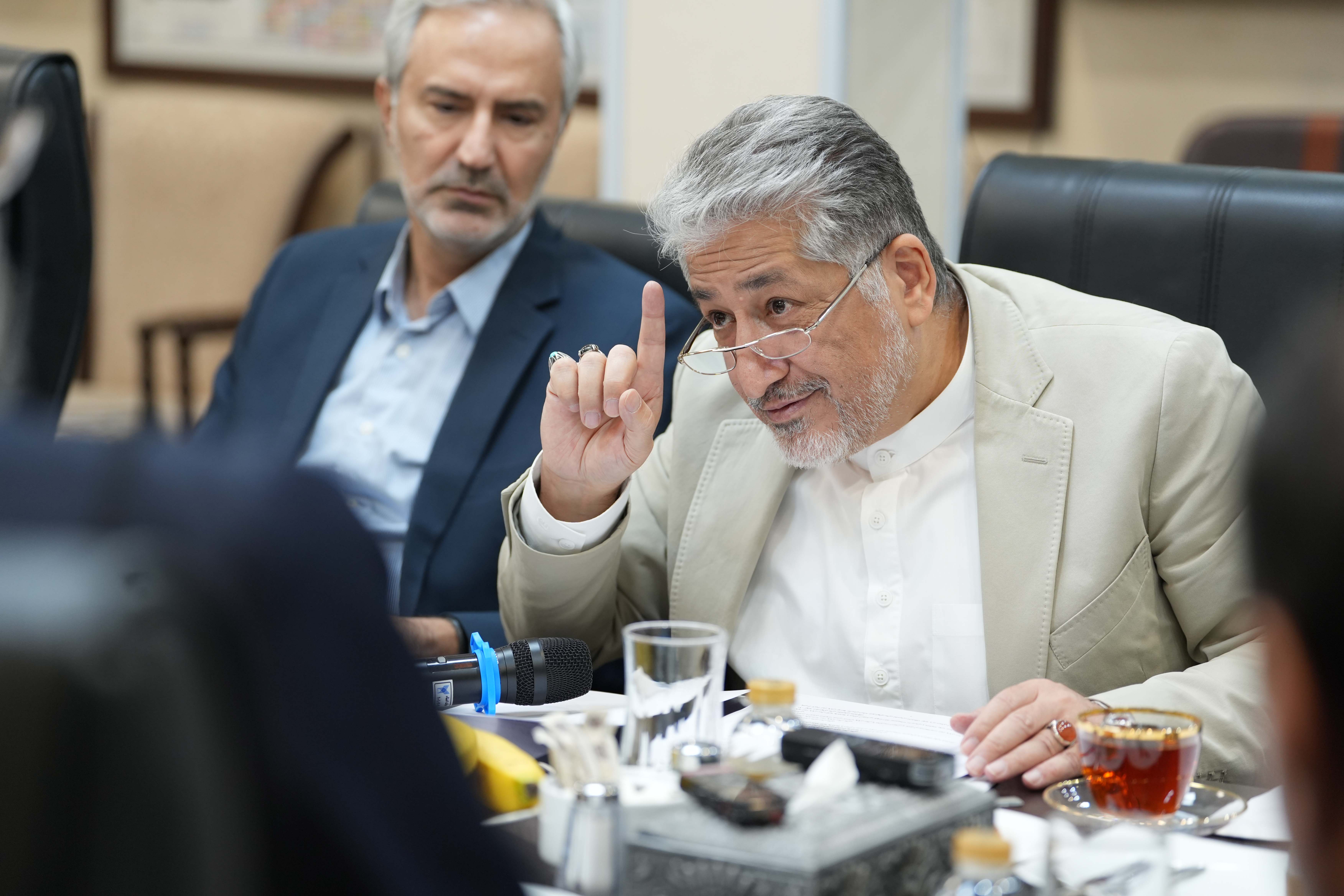 جلسه هیئت امنای دانشگاه آزاد اسلامی به ریاست دکتر علی اکبر ولایتی برگزار شد