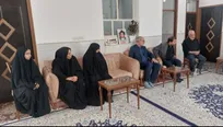 دیدار مدیرکل دفتر مسکن و تسهیلات رفاهی بنیاد با خانواده شهدای جنگ رمضان در یزد