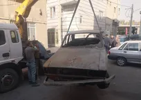 خودروهای فرسوده و رهاشده از معابر منطقه ۱۴ جمع‌آوری می‌شوند