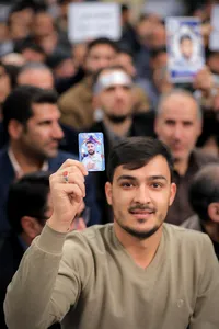 دیدار خانواده شهدای اقتدار با رهبر انقلاب در روز میلاد امیرالمومنین علیه&zwnj;السلام