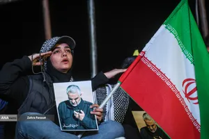 اجتماع مردمی در حمایت از رزمندگان اسلام