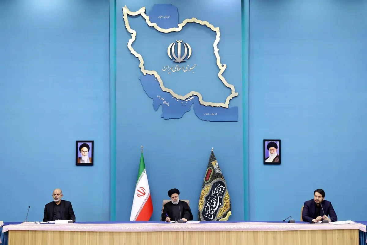 رئیس‌جمهور وزارت راه و بانک مرکزی را مکلف به ارائه آمار دقیق تسهیلات طرح مسکن کرد
