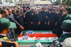 تشییع پیکر سردار شهید امیر علی حاجی زاده و و سردار محمود باقری فرمانده موشکی این نیرو