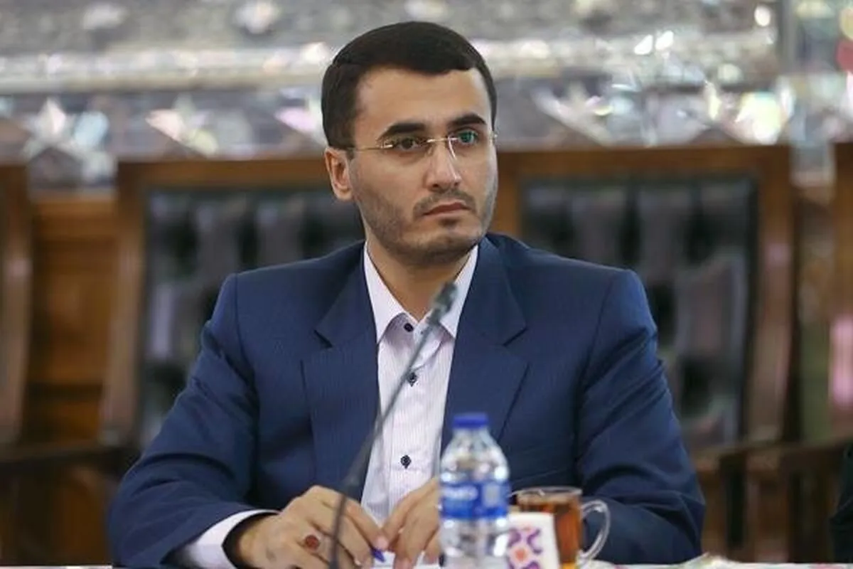 کرسی‌های آزاداندیشی به پیشرفت کشور کمک می‌کند/ دانشگاه آزاد در برگزاری کرسی‌ها موفق بود