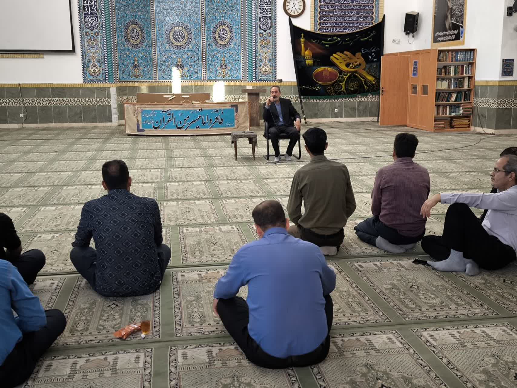 تلفیق دانش روز و اقتصاد مقاومت؛ مسیری روشن برای ثبات بازار ارز و مهار تورم تلفیق دانش روز و اقتصاد مقاومت؛ مسیری روشن برای ثبات بازار ارز و مهار تورم