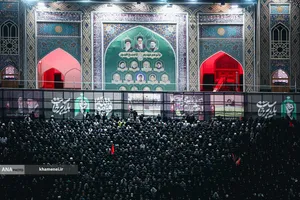  مراسم اقامه نماز بر پیکر مطهر رهبر شهید انقلاب در حرم رضوی 