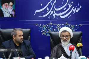 نشست تخصصی بررسی ابعاد حقوقی جنگ های تحمیلی دوم و سوم در دانشگاه آزاد اسلامی