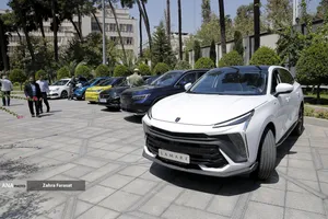 على هامش اجتماع هيئة الحكومة ورفع النقاب عن السيارات الهجينة