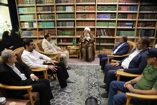 تأکید آیت‌الله کریمی جهرمی بر ضرورت انجام مسئولانه در دیدار با بسیجیان دانشگاه آزاد