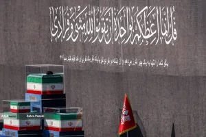 مراسم وداع با رهبر شهید انقلاب

