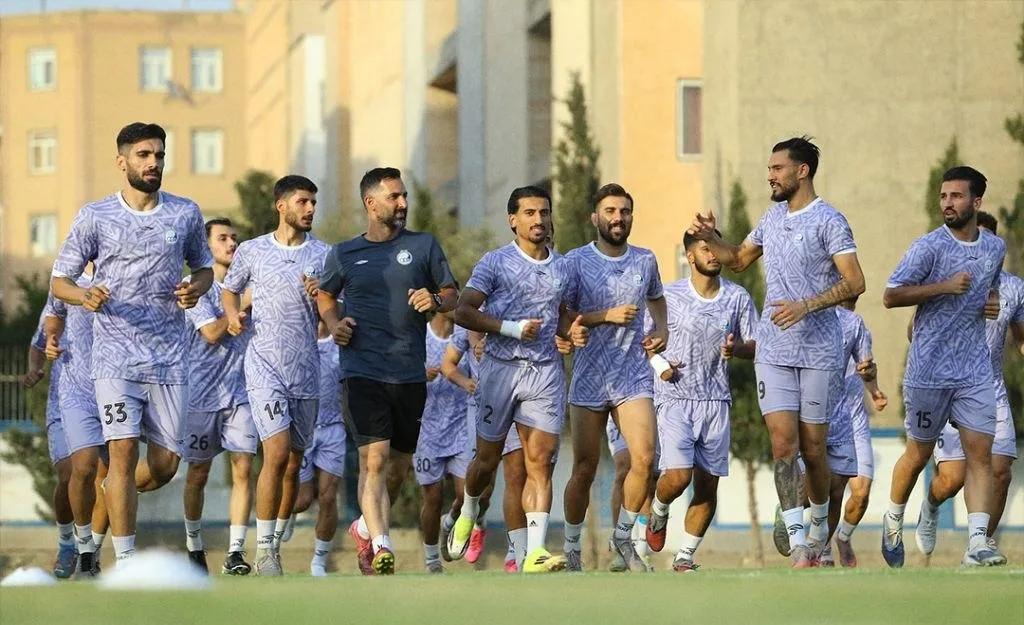 استقلال