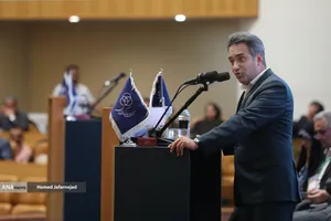 سخنرانی علیرضا کوشکی جهرمی عضو هیئت علمی دانشگاه علامه طباطبایی در چهارمین کنفرانس بین المللی اقتصاد و مدیریت کسب و کار