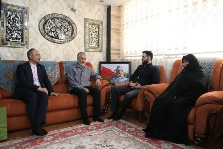 دریادار حبیب‌الله سیاری
معاون هماهنگ کننده ارتش