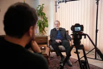 عارف افشار پرتره شهید علی لاریجانی را کارگردانی می‌کند
