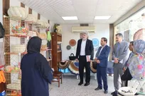 گشایش بازارچه صنایع خلاق با حضور معاون دانشگاه آزاد