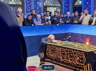 پزشکیان به مزار رهبر شهید انقلاب ادای احترام کرد