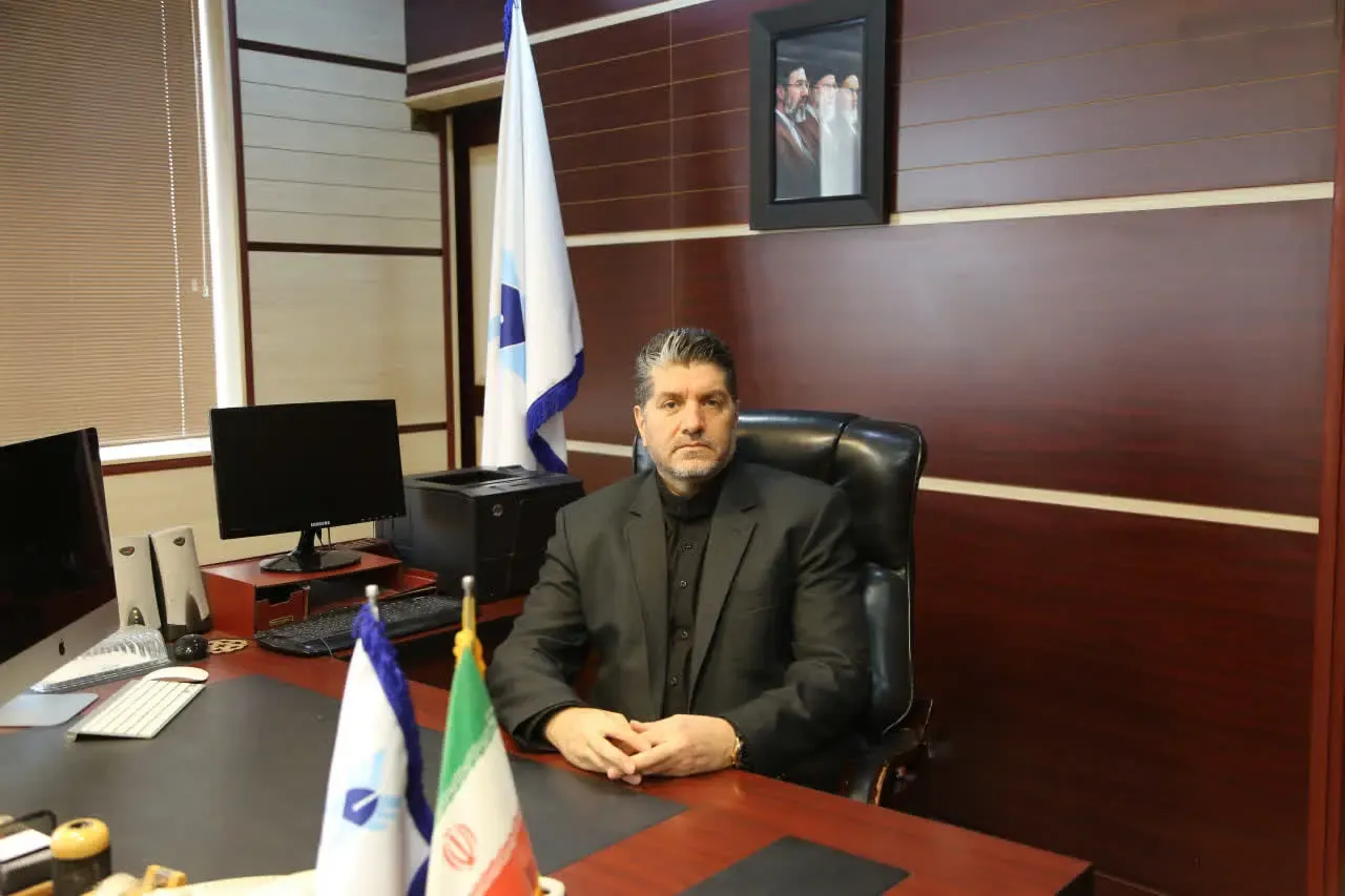 کوروش پارسا معین