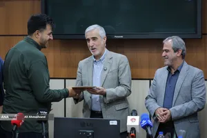 نشست خبری مهدی پیرصالحی رئیس سازمان غذا و دارو