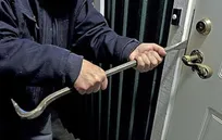 سارق منازل محله جوادیه شناسایی و دستگیر شد 