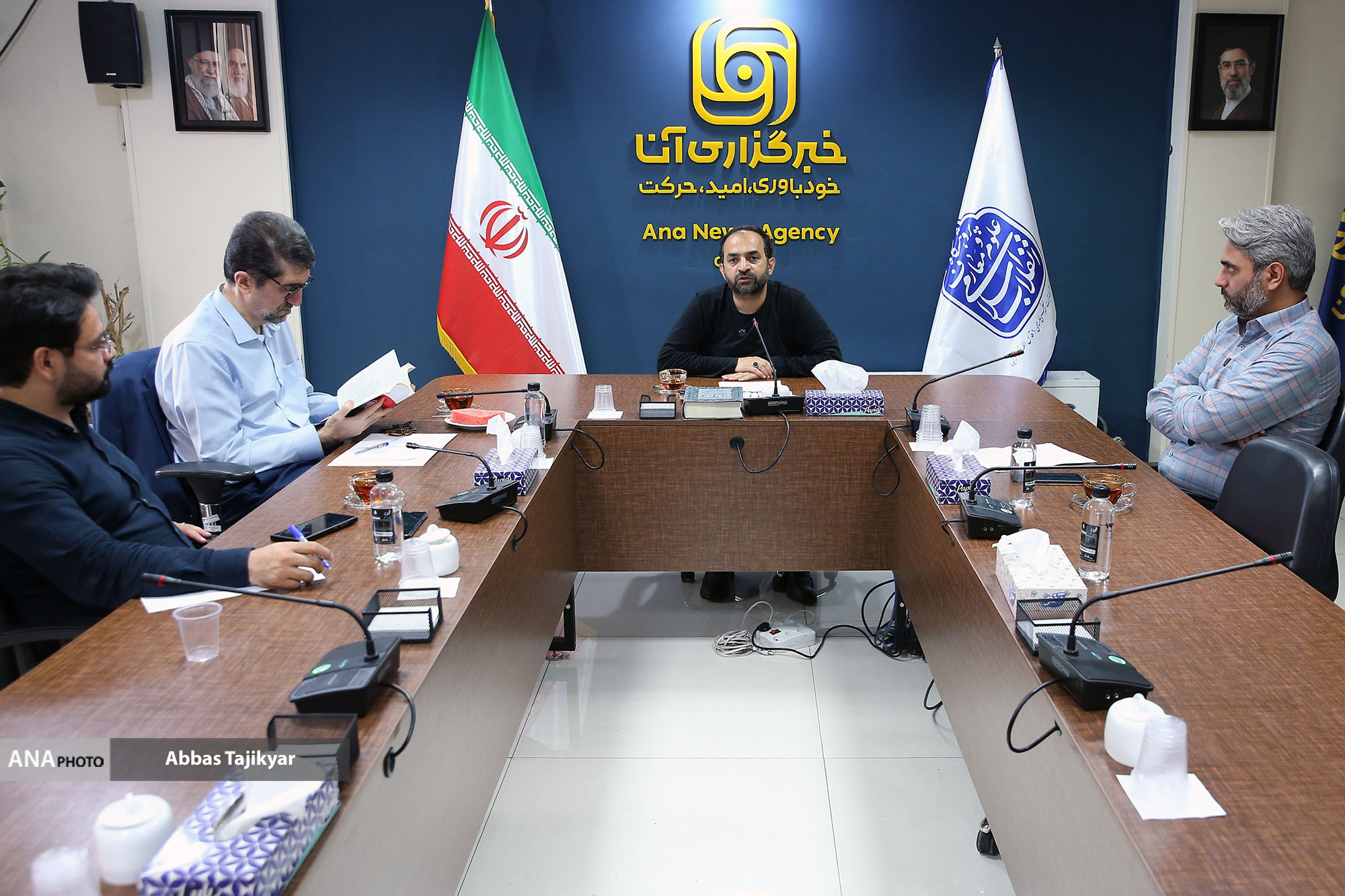 از منظر رهبر شهید، کودتای ۲۸ مرداد مکمل کودتای سوم اسفند ۱۲۹۹ بود///////// بازتولید الگوی ثابت مداخله آمریکا با ابزارهای نوین از منظر رهبر شهید، کودتای ۲۸ مرداد مکمل کودتای سوم اسفند ۱۲۹۹ بود///////// بازتولید الگوی ثابت مداخله آمریکا با ابزارهای نوین